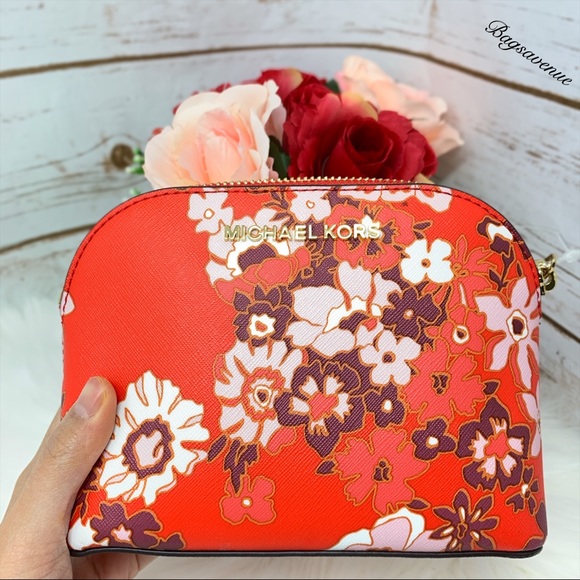 Michael Kors Emmy travel pouch dark sangria red - Picture 6 of 7